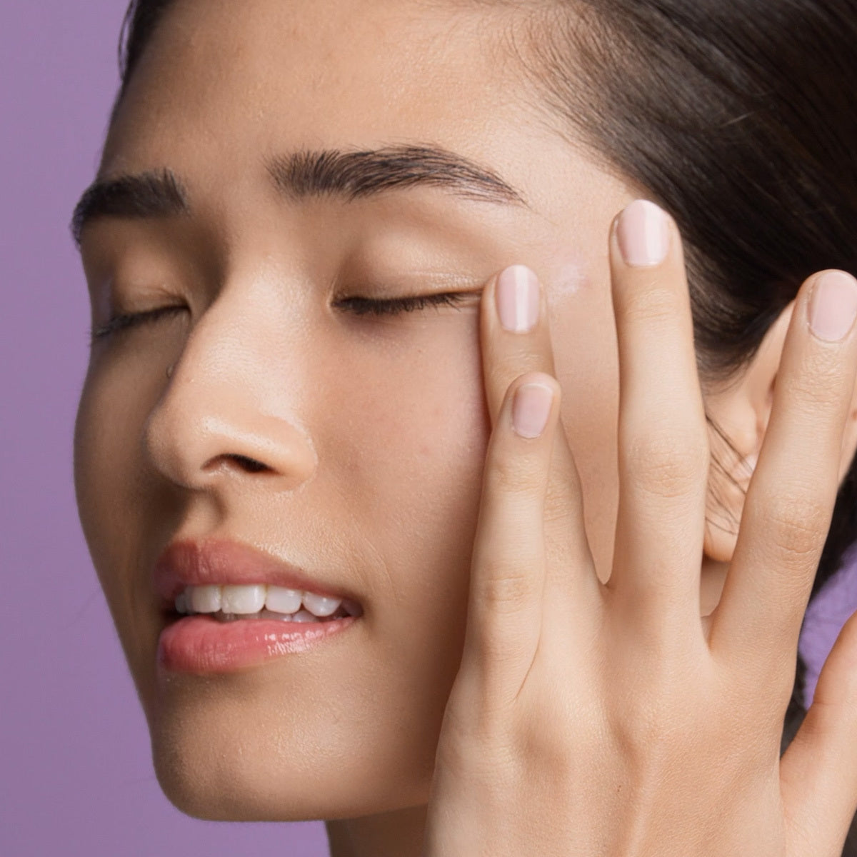Ageless Revitalizing Eye Cream Moisture Support Eye Cream for Everyday Use