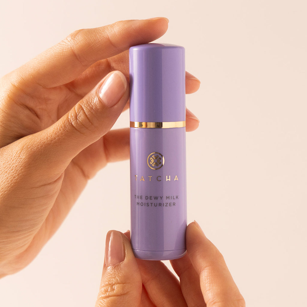 The Dewy Milk Moisturizer Combination to Oily Skin Face Moisturizer for Everyday Use