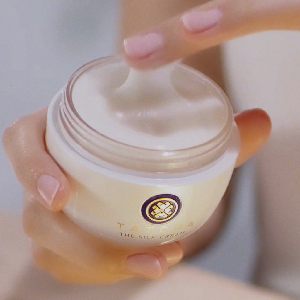 The Silk Cream A Range of Skin Types Face Cream for Everyday Use