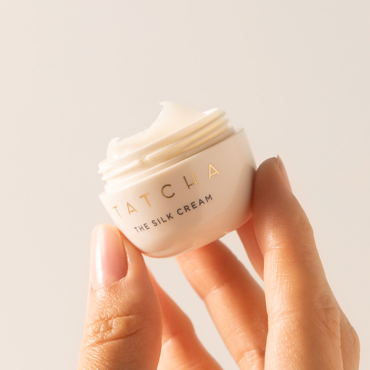 The Silk Cream A Range of Skin Types Face Cream for Everyday Use