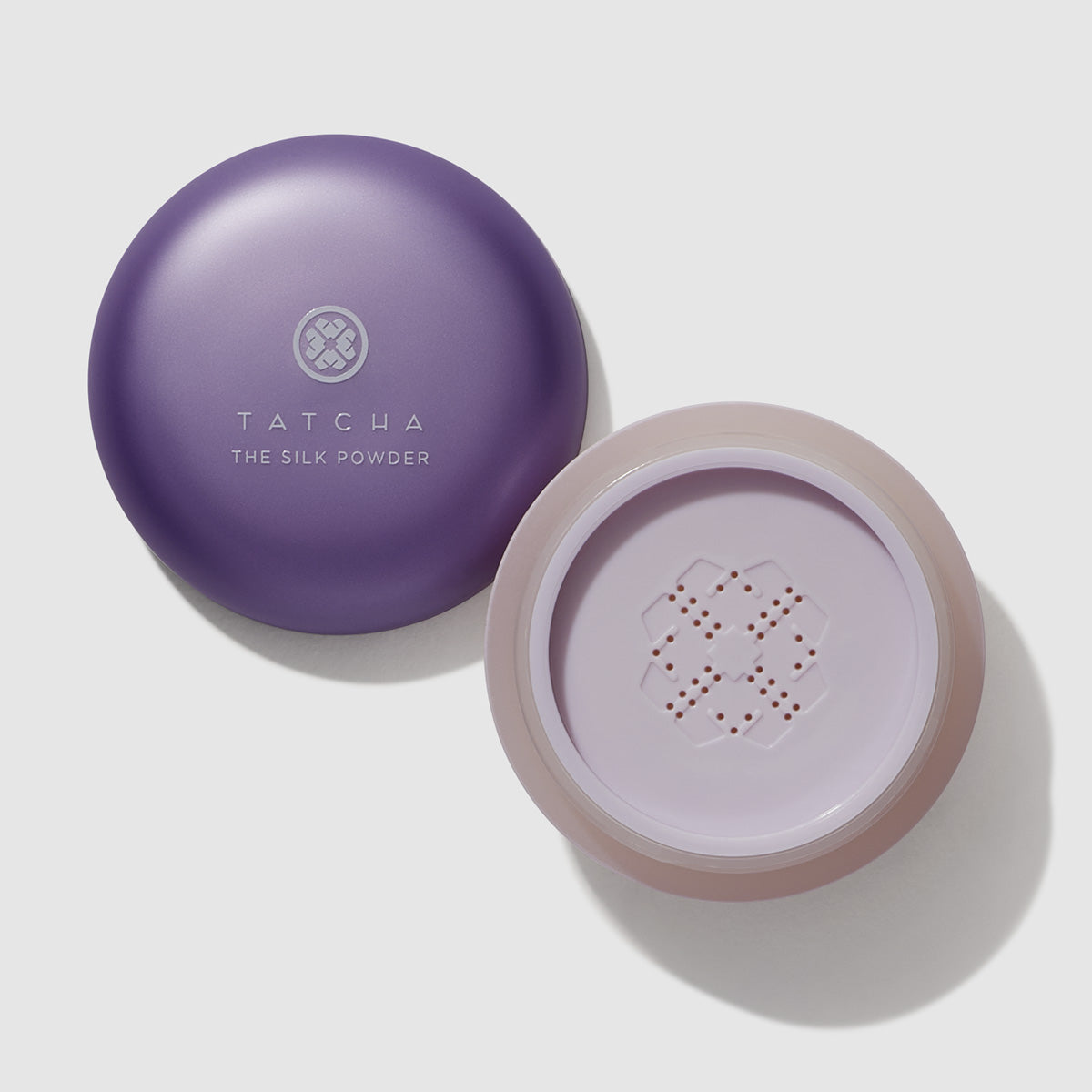 The Silk Powder Even Looking Tone Face Powder for Everyday Use