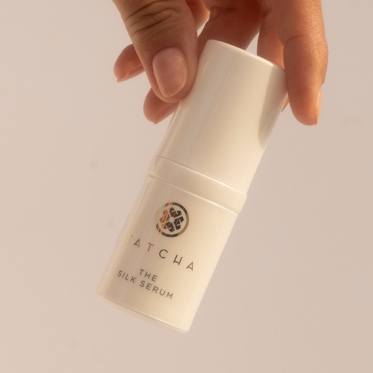 The Silk Serum Moisture Support Face Serum for Everyday Use